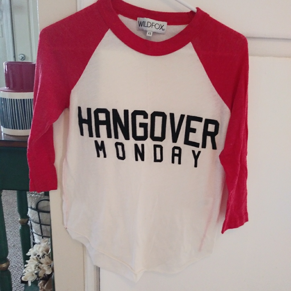Wildfox hangover monday baseball tee sz. Xs